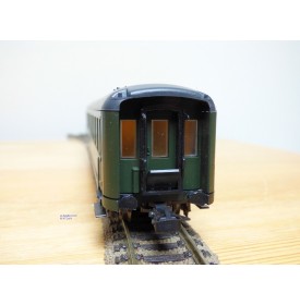 LILIPUT  832 70,  voiture  mixte 1/2 Cl. dite à jupes ( ex Schürzenwagen DR )  SNCF neuf  BO