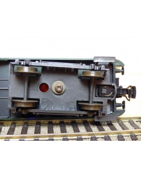 LILIPUT  833 70,  voiture 2 Cl. dite à jupes ( ex Schürzenwagen DR )  SNCF neuf  BO