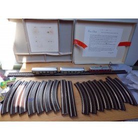 WESA Liliput , coffret SBB : motrice 110, 2 voitures en bois, rails bois et bakélite  SBB   BO