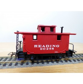 RIVAROSSI  V Cab, fourgon de queue ( caboose ) Reading  BO