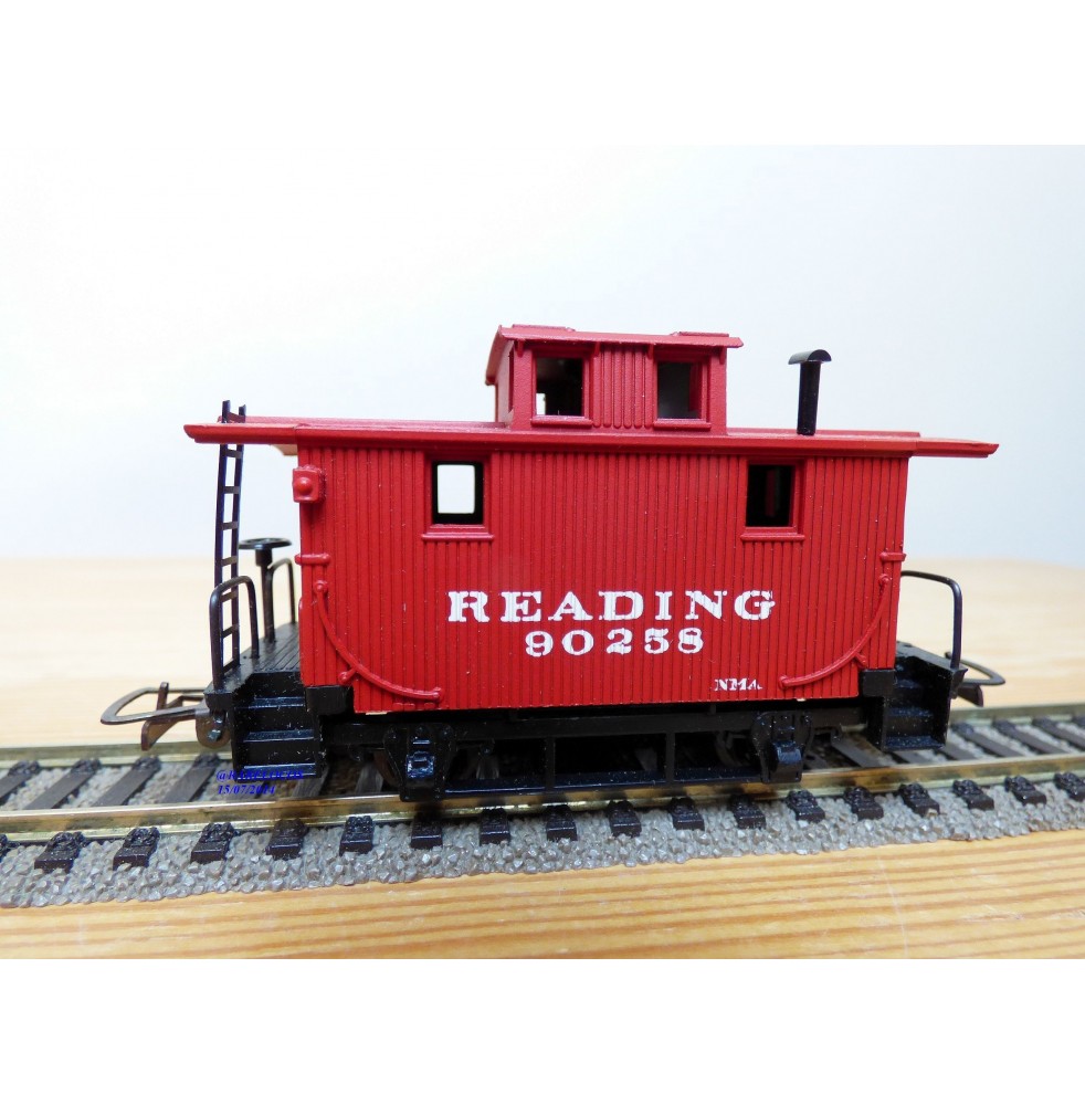 RIVAROSSI  V Cab, fourgon de queue ( caboose ) Reading  BO