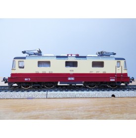 Fleischmann ( Märklin ) 1141, motrice Re 4/4 II TEE SBB BO