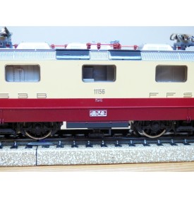 Fleischmann ( Märklin ) 1141, motrice Re 4/4 II TEE SBB BO