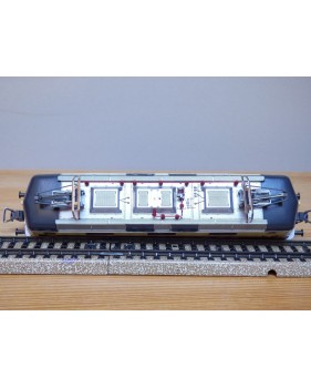 Fleischmann ( Märklin ) 1141, motrice Re 4/4 II TEE SBB BO