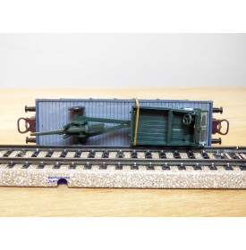 ELECTROTREN  1010, wagon plat chargé d' un MERCEDES UNIMOG et d'un canon    RENFE  BO