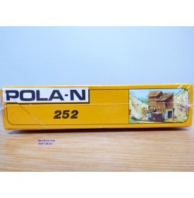 POLA echt 740, gare typique des réseaux métriques  rhétiques SUSCH  RHB   BO