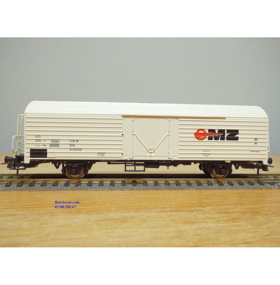 Roco 46947, wagon couvert  MZ   DR   neuf  BO
