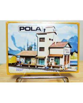 POLA echt 239, hangar à marchandises   neuf  BO  échelle N