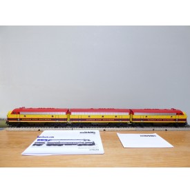 MÄRKLIN 3581 Loco diesel Br 221 DB BO