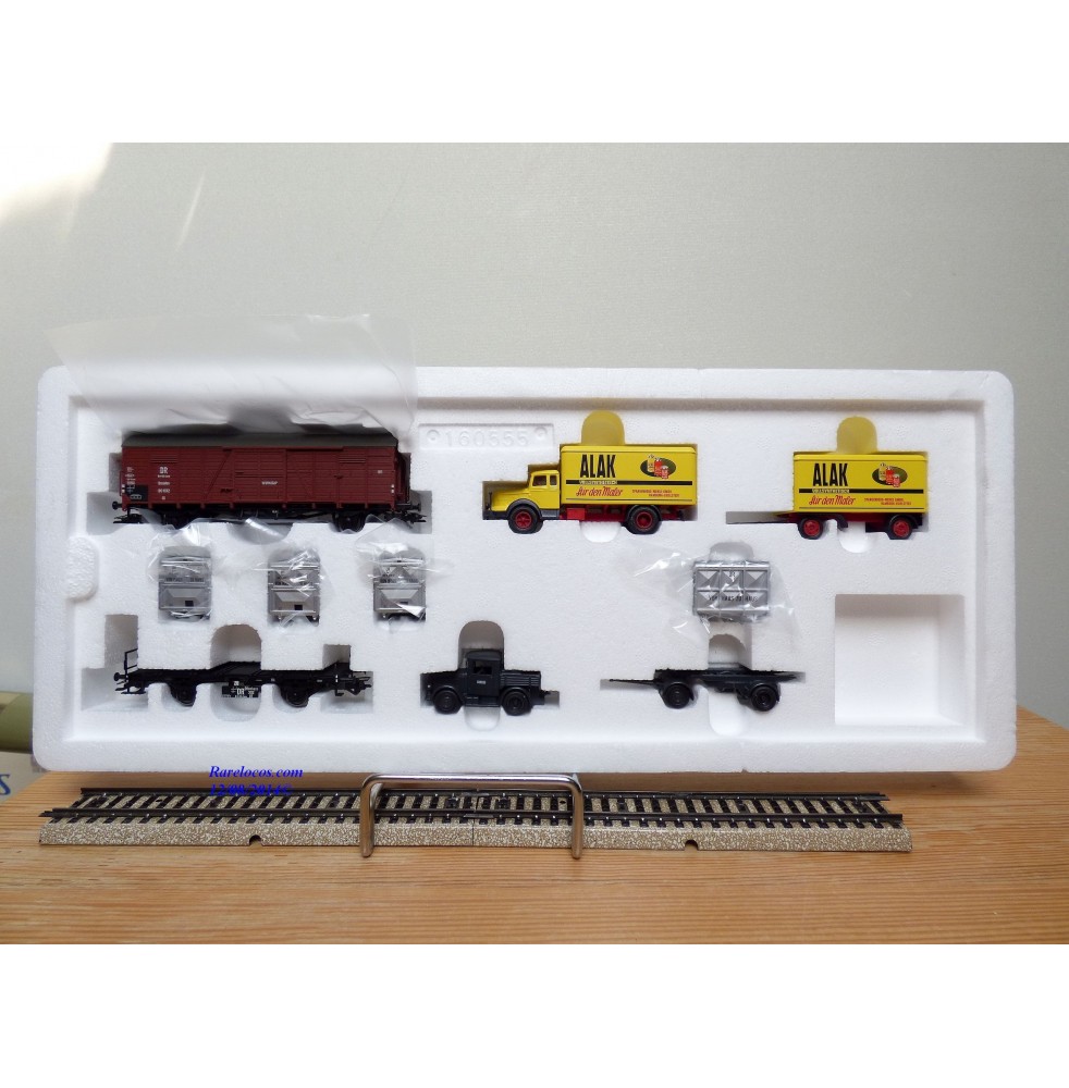 Märklin 48812, coffret  2 wagons et 2 camions Spangenberg-Werke  DR  neuf  BO BO  