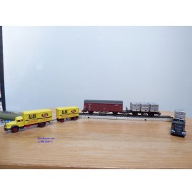 Märklin 48812, coffret  2 wagons et 2 camions Spangenberg-Werke  DR  neuf  BO BO  