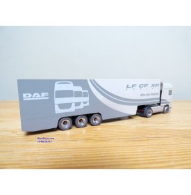 HERPA  149297,  camion et semi remorque DAF  95 XF SSC Neuf BO  1/87