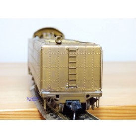 PFM ( Atlas Asahi ),    locomotive 152  ( 2 10 4 )  Texas  N° 5011   Santa Fé ( AT&SF )  BO