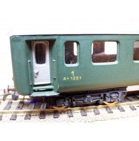 POCHER  208 / 2, voiture grandes lignes  type A 4 SBB 