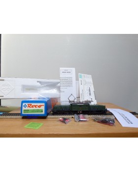 ROCO ( Märklin ) digital 69528, motrice "Crocodile 1 C C 1 série Be 6/8 II N° 13255  SBB  BO