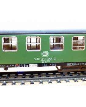 MÄRKLIN  4052 , voiture grandes lignes 2  Kl. type Büm 232  DB   BO 