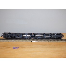ROCO ( Märklin ) 69880 , motrice double Ae 8/8   N° 274  BLS BO