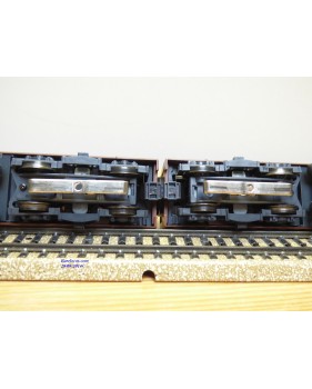 ROCO ( Märklin ) 69880 , motrice double Ae 8/8   N° 274  BLS BO
