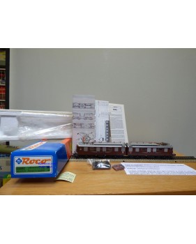 ROCO ( Märklin ) 69880 , motrice double Ae 8/8   N° 274  BLS BO