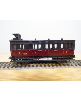 ELEC TRAINS  4P1G , voiture ancienne à guérite 1 ère  classe  type A4   N°: 320  PLM   