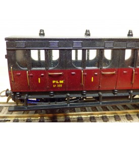 ELEC TRAINS  4P1G , voiture ancienne à guérite 1 ère  classe  type A4   N°: 320  PLM   