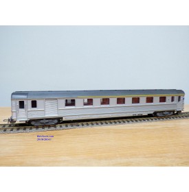 HORNBY acHO 7453, voiture Inox  TEE  mixte fourgon / 1 Cl.  SNCF  BO