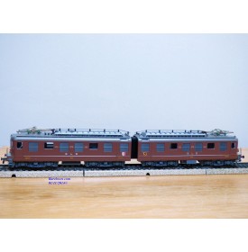 HAG   242 . 04 ,  Motrice double   BoBo BoBo  Ae 8/8  BLS   N° 275 ( 2 moteurs )   neuf   BO