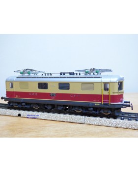 HAG  230 . 01 ,  Motrice Re 4/4 I   TEE   N° 10035    SBB   BO   digitale