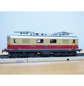 HAG  230 . 01 ,  Motrice Re 4/4 I   TEE   N° 10035    SBB   BO   digitale