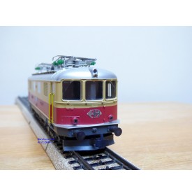 HAG  230 . 01 ,  Motrice Re 4/4 I   TEE   N° 10035    SBB   BO   digitale