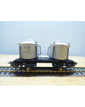 POCHER 153,  wagon plat chargé de 2 citernes pour transport de vin    FS   BO