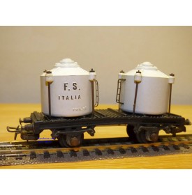POCHER 153,  wagon plat chargé de 2 citernes pour transport de vin    FS   BO