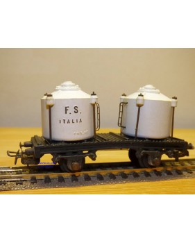 POCHER 153,  wagon plat chargé de 2 citernes pour transport de vin    FS   BO