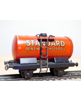 TRIX EXPRESS  20 / 68 / ST, wagon citerne  STANDARD OIL 