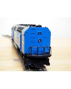 Lima Golden Series 149762 G,  coffret 1 loco et 3 voitures CN  Viarail  Neuf   BO