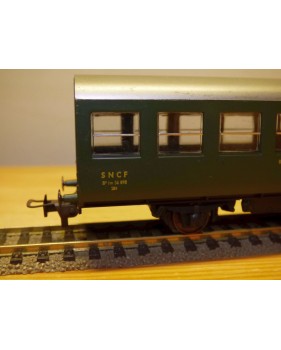 FLEISCHMANN 1442, voiture à 3 essieux B5tm 2 Cl.SNCF BO
