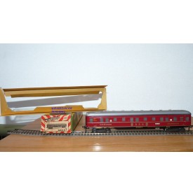 FLEISCHMANN 5350 wagon couvert DR BO