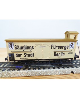Märklin 4781,  wagon couvert à guérite Säuglings Fürsorge der Stadt Berlin   Neuf  BO