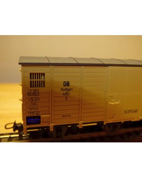 BEMO  2005 810, wagon couvert à 3 essieux  type G  DB   BO
