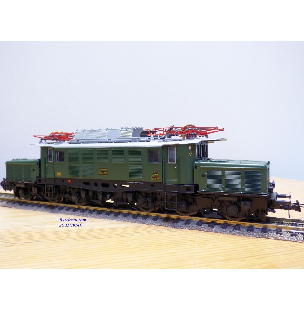 ROCO 43770 motrice double Ae 8/14  N° 11852 SBB  BO