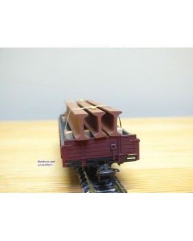 BEMO  2011 816, wagon plat 3 essieux  avec chargement de poutrelles métalliques DB  BO   HOe