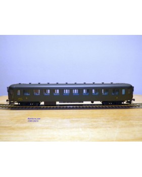 France Trains  226, voiture OCEM à flancs lissesdite inox  à portes sanitaires C 10 SNCF  BO