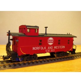 RIVAROSSI 2307, fourgon de queue ( caboose ) Norfolk & Western  BO