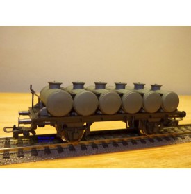 RIVAROSSI  2022,  wagon plat avec 6 citernes  FS   BO