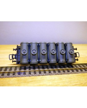 RIVAROSSI  2022,  wagon plat avec 6 citernes  FS   BO