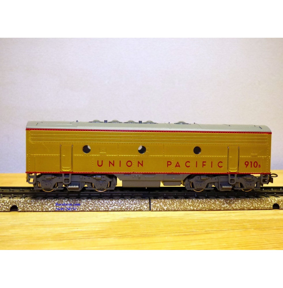MÄRKLIN  40631, locomotive diesel  Bo Bo F7 B non motorisée Union Pacific Neuf  BO 