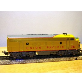MÄRKLIN 3581 Loco diesel Br 221 DB BO