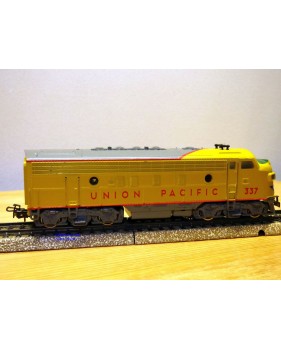 MÄRKLIN 3581 Loco diesel Br 221 DB BO