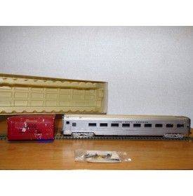 RIVAROSSI  véro 6559, voiture de queue  ( corrugated  side tail car  ) Roosevelt Empire State Express NYC   Neuf   BO