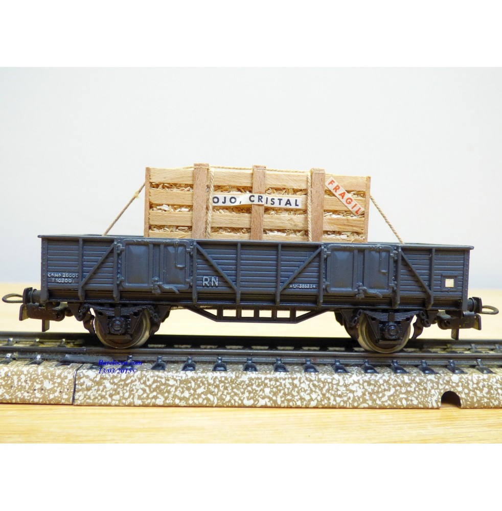 ELECTROTREN  1001 / 8, wagon plat chargé d'une caisse de produits en cristal    RENFE   BO